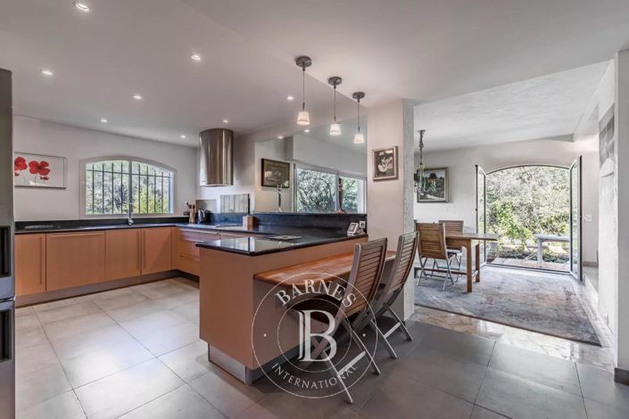 Image No.8-Maison de 4 chambres à vendre à Mougins