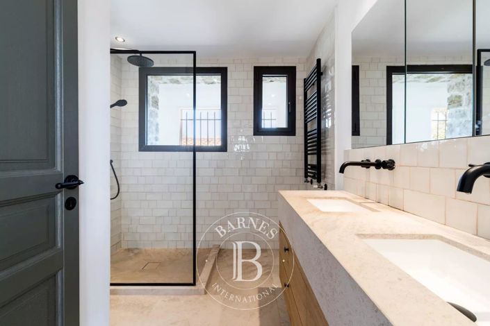 Image No.11-Maison de 4 chambres à vendre à Châteauneuf-Grasse