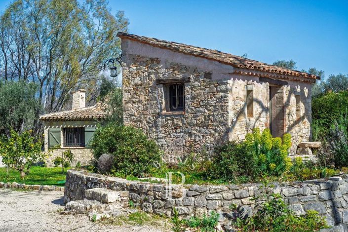 Image No.13-Maison de 4 chambres à vendre à Châteauneuf-Grasse