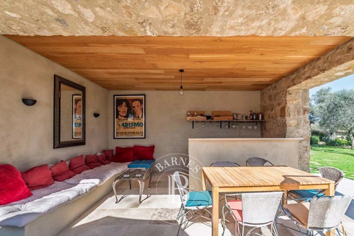 Image No.3-Maison de 4 chambres à vendre à Châteauneuf-Grasse