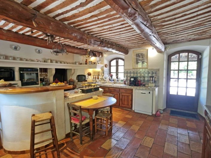 Image No.6-4 Bed House for sale