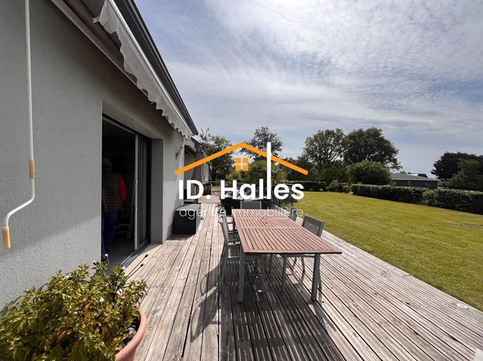 Image No.10-3 Bed House for sale