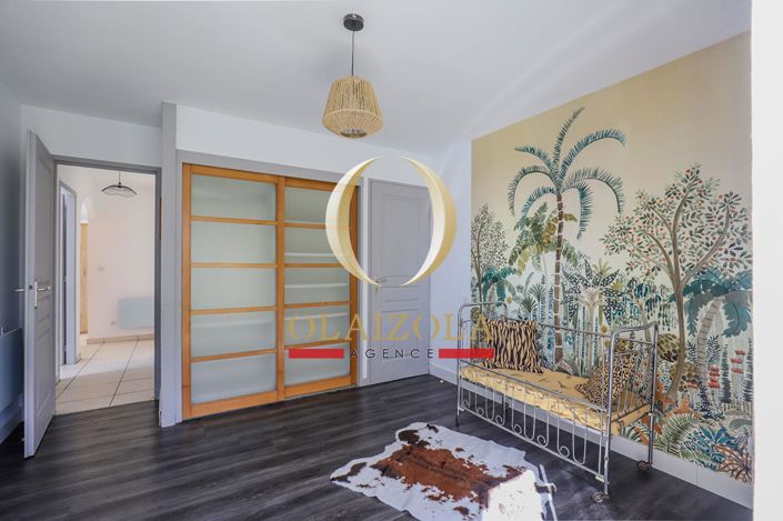 Image No.12-3 Bed House for sale