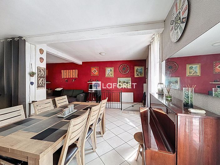 Image No.7-2 Bed House for sale