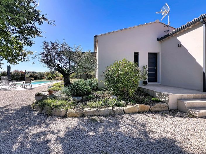 Image No.17-3 Bed House for sale