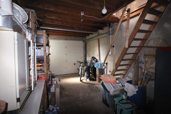 Image No.7-3 Bed House for sale