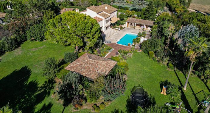 Image No.32-5 Bed House for sale