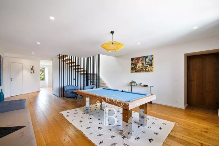 Image No.14-5 Bed House for sale