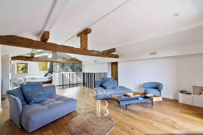 Image No.23-5 Bed House for sale