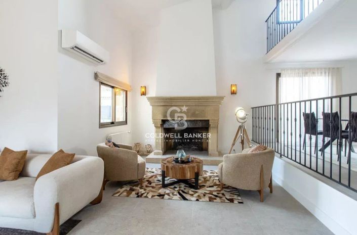 Image No.1-4 Bed House for sale