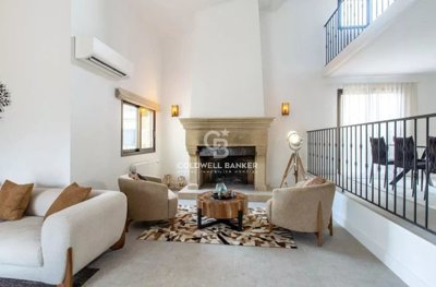 Maison de 4 chambres à vendre à Valbonne