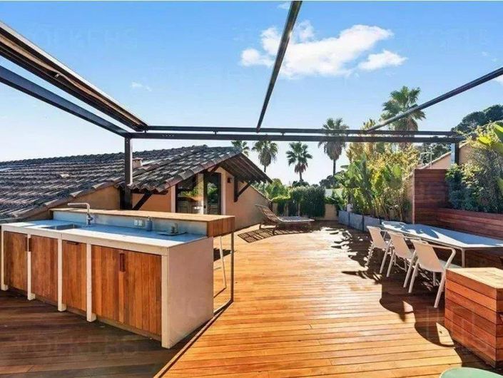 Image No.9-3 Bed Property for sale