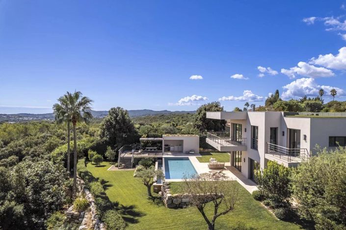 Image No.3-4 Bed House for sale