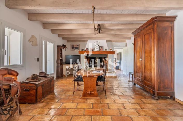 Image No.3-3 Bed House for sale