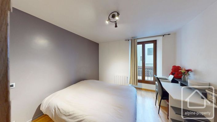 Image No.11-3 Bed Apartment for sale