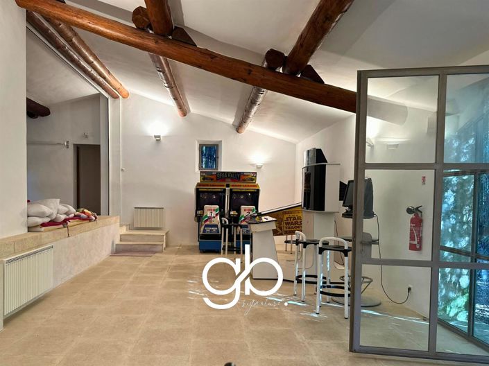 Image No.17-4 Bed House for sale