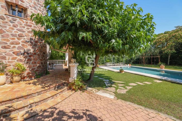 Image No.14-5 Bed House for sale