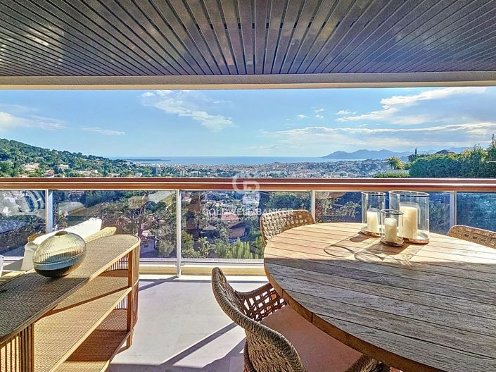 Image No.5-Appartement de 2 chambres à vendre à Le Cannet