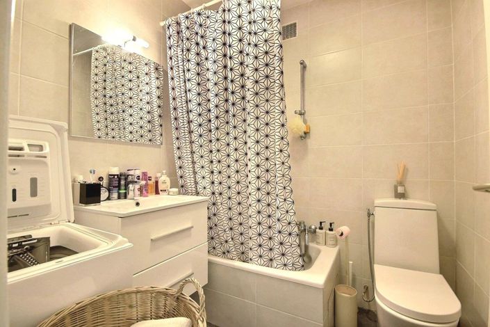 Image No.7-Apartment for sale