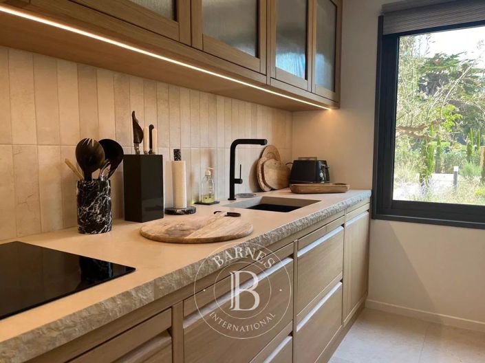 Image No.12-1 Bed Apartment for sale