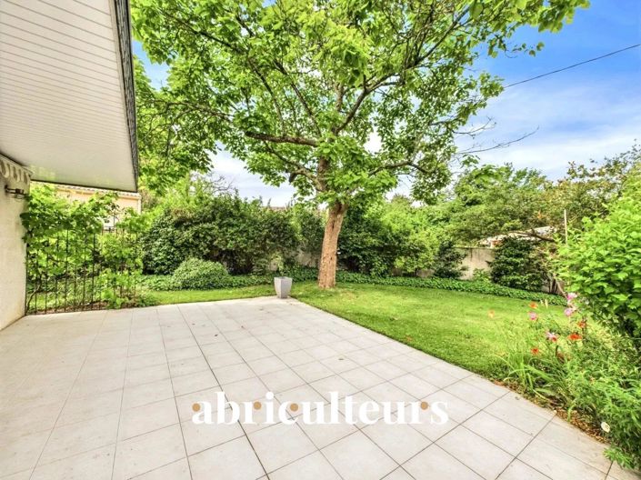 Image No.13-6 Bed House for sale