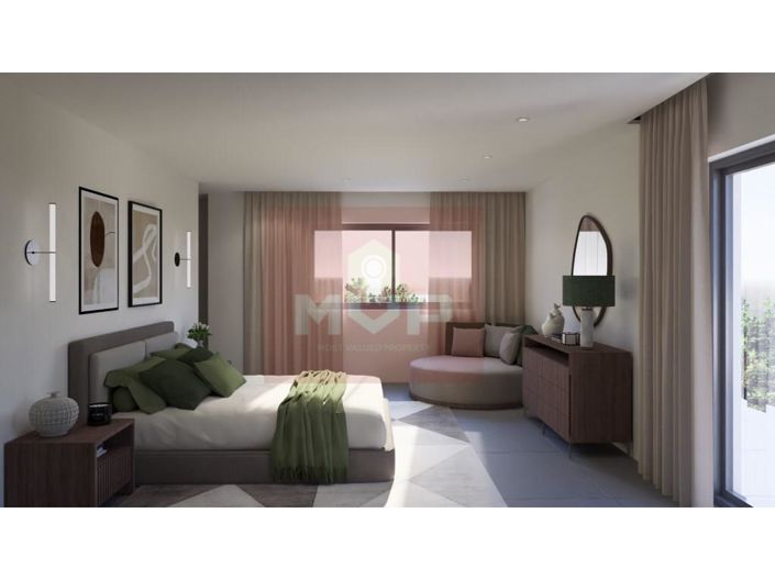 Image No.12-4 Bed House for sale