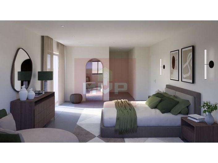 Image No.15-4 Bed House for sale