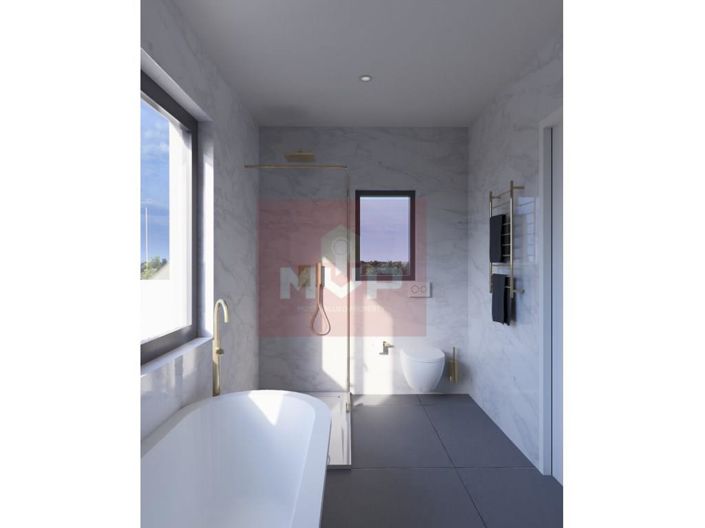 Image No.19-4 Bed House for sale