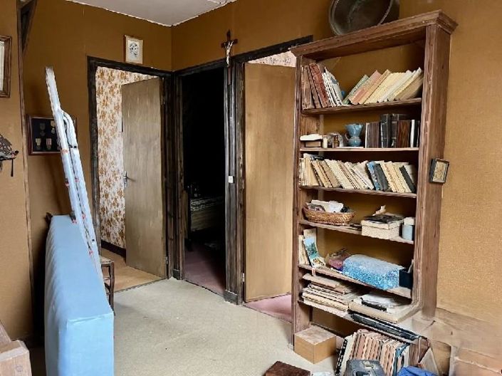 Image No.7-House for sale