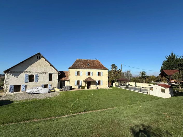 Image No.1-Maison de 4 chambres à vendre à Pyrenees-Atlantiques