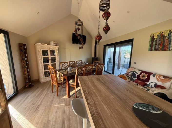 Image No.5-4 Bed House for sale