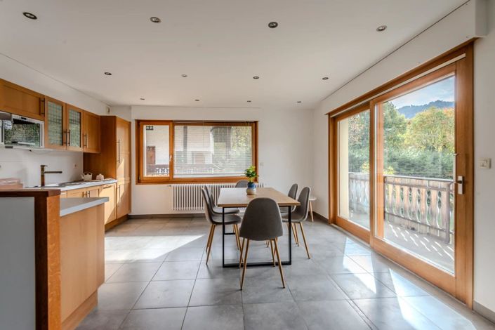 Image No.2-3 Bed Property for sale