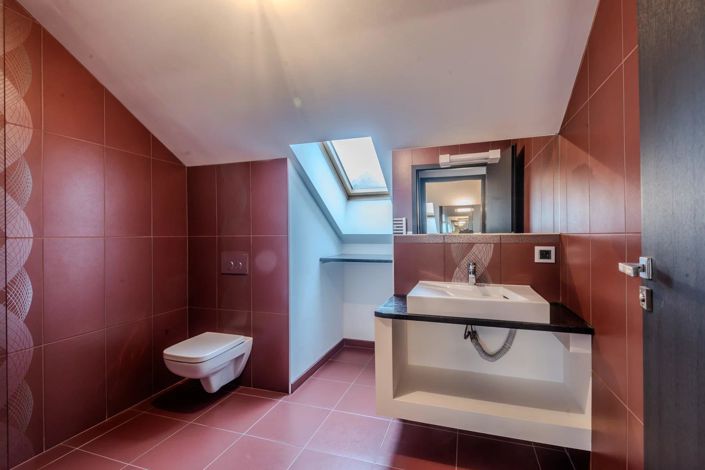 Image No.12-3 Bed House for sale