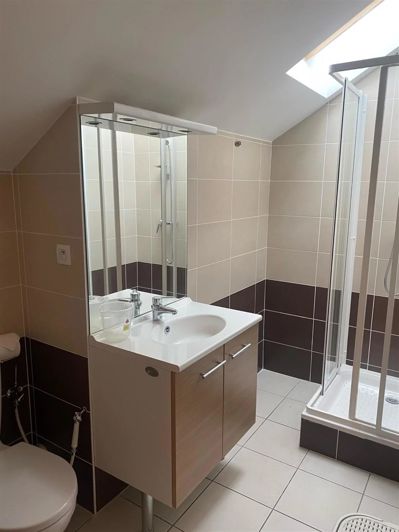 Image No.10-3 Bed House for sale