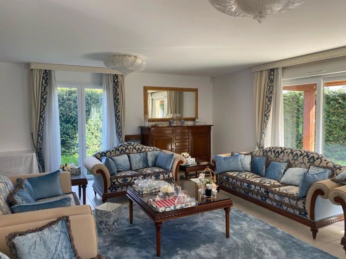 Image No.2-7 Bed House for sale