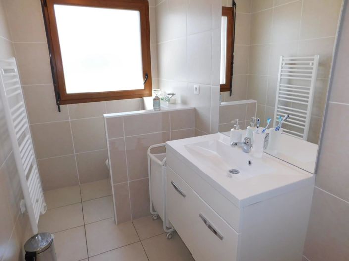 Image No.14-3 Bed Property for sale