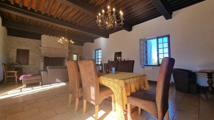 Image No.12-3 Bed House for sale