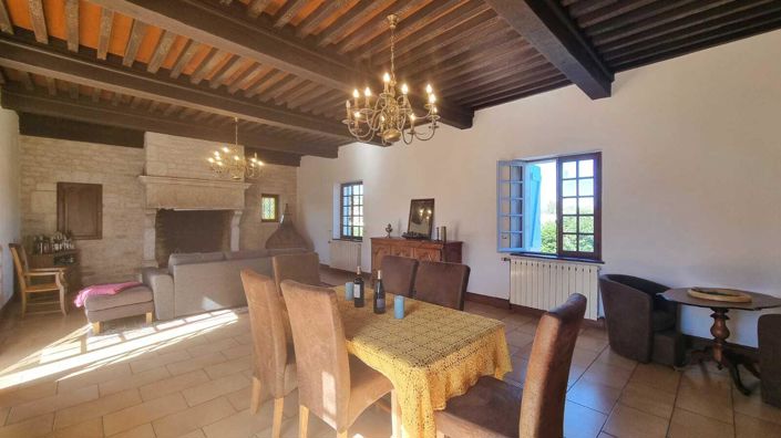 Image No.15-3 Bed House for sale