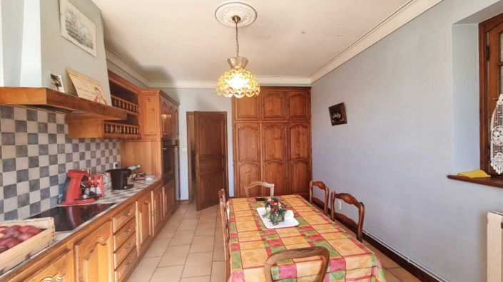 Image No.18-3 Bed House for sale