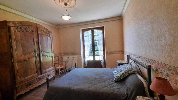 Image No.21-3 Bed House for sale