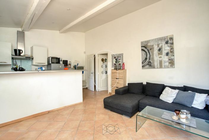 Image No.10-5 Bed House for sale