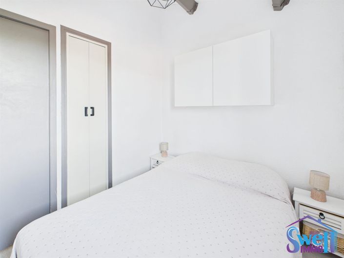 Image No.12-2 Bed Apartment for sale