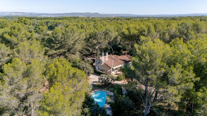 Image No.14-12 Bed Property for sale