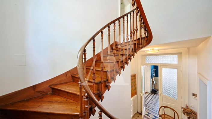 Image No.10-5 Bed House for sale