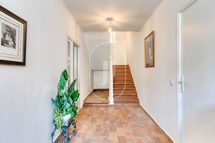 Image No.4-Maison de 6 chambres à vendre à La Garde-Freinet