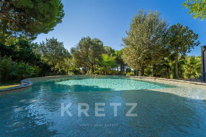 Image No.3-5 Bed Property for sale