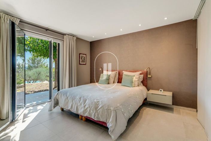 Image No.11-Maison de 4 chambres à vendre à Saint-Antonin-du-Var