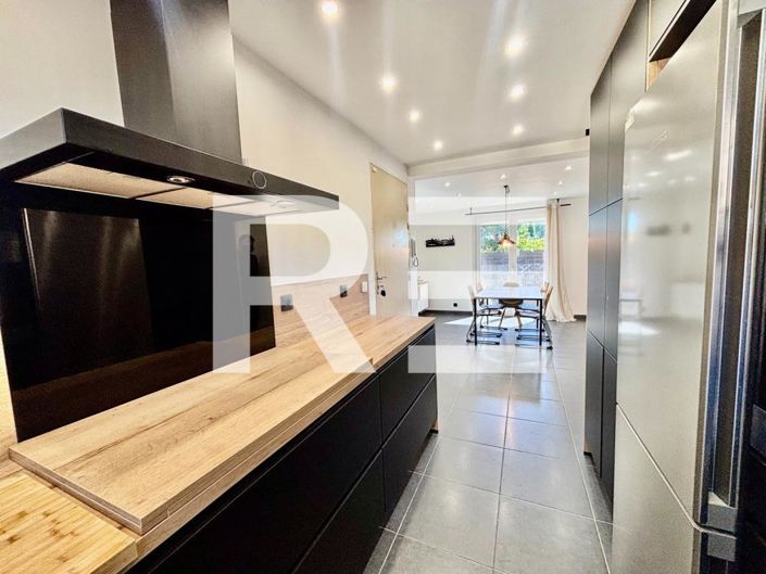 Image No.6-3 Bed Apartment for sale