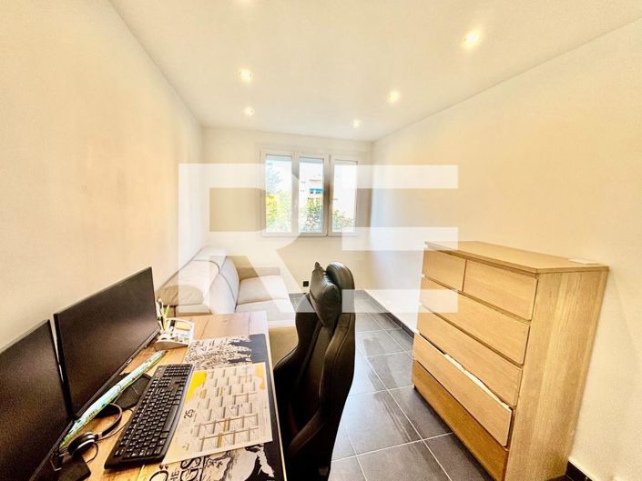 Image No.8-3 Bed Apartment for sale