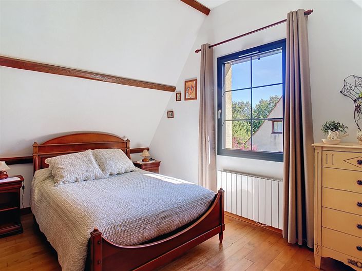 Image No.9-3 Bed House for sale